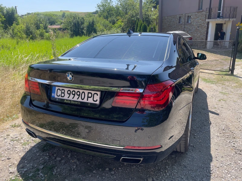 BMW 750 xDrive LCI, снимка 5 - Автомобили и джипове - 47663652