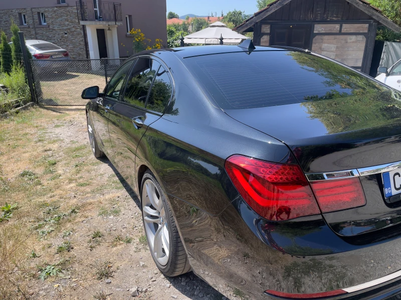 BMW 750 xDrive LCI, снимка 4 - Автомобили и джипове - 47663652