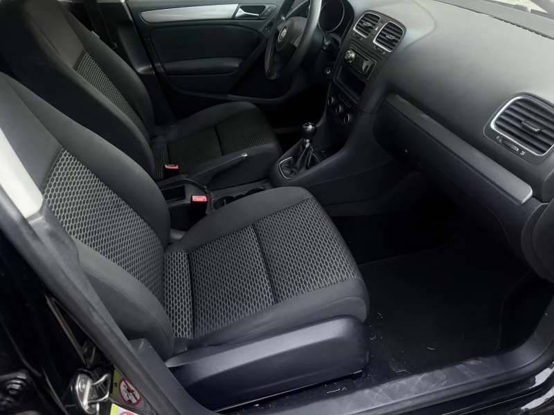 VW Golf 6-1.6TDi-105к.с-2012г-180000км!!!, снимка 8 - Автомобили и джипове - 52335054