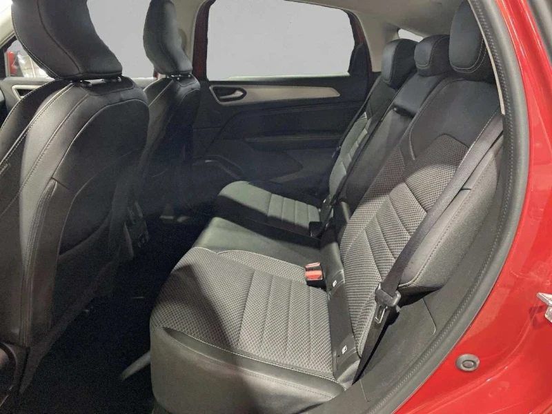 Renault Arkana Хибрид, снимка 10 - Автомобили и джипове - 53576370