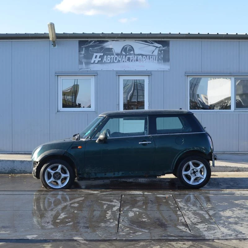 Mini One 1.6 i, снимка 3 - Автомобили и джипове - 35275663