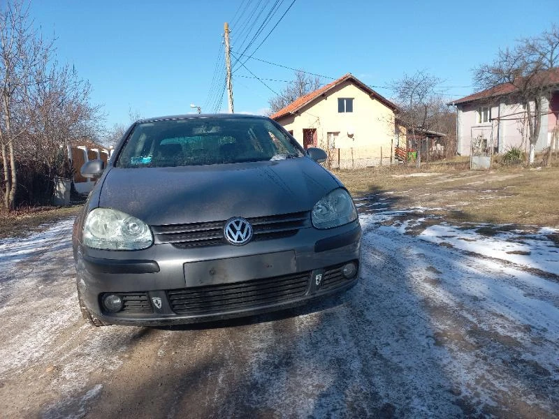 VW Golf 1.9 TDI, снимка 1 - Автомобили и джипове - 47236419