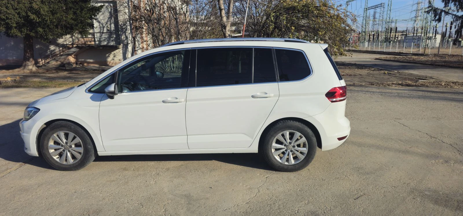 VW Touran  - изображение 2