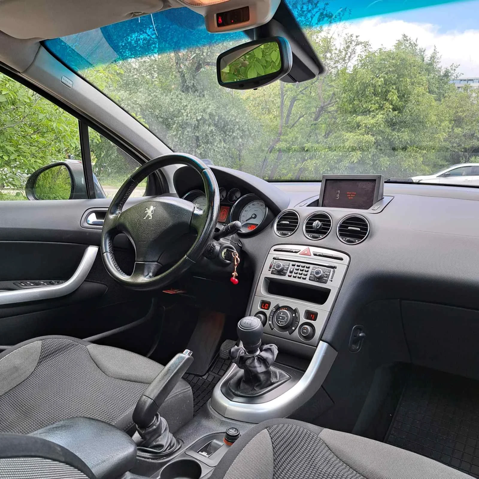 Peugeot 308 2.0 HDI  ПАНОРАМЕН ПОКРИВ НАВИГАЦИЯ ОБСЛУЖЕНА  - изображение 7