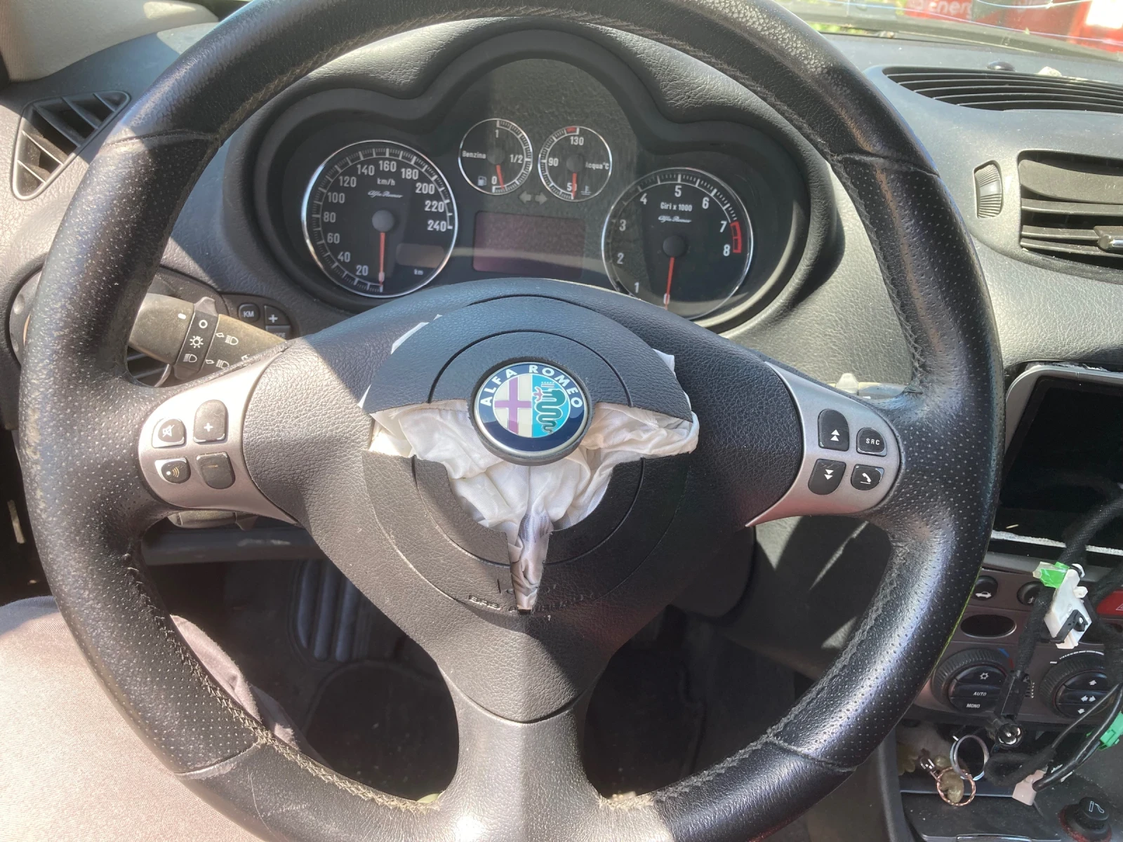 Alfa Romeo 147 1.6TS НА ЧАСТИ - изображение 5