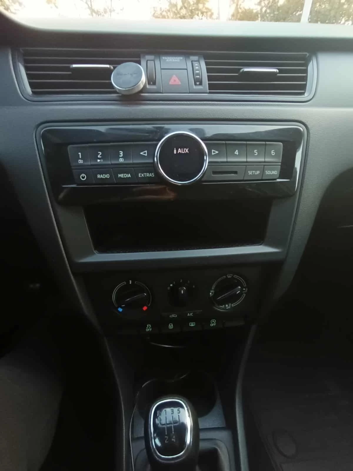 Skoda Rapid TSI 1.2 - изображение 7
