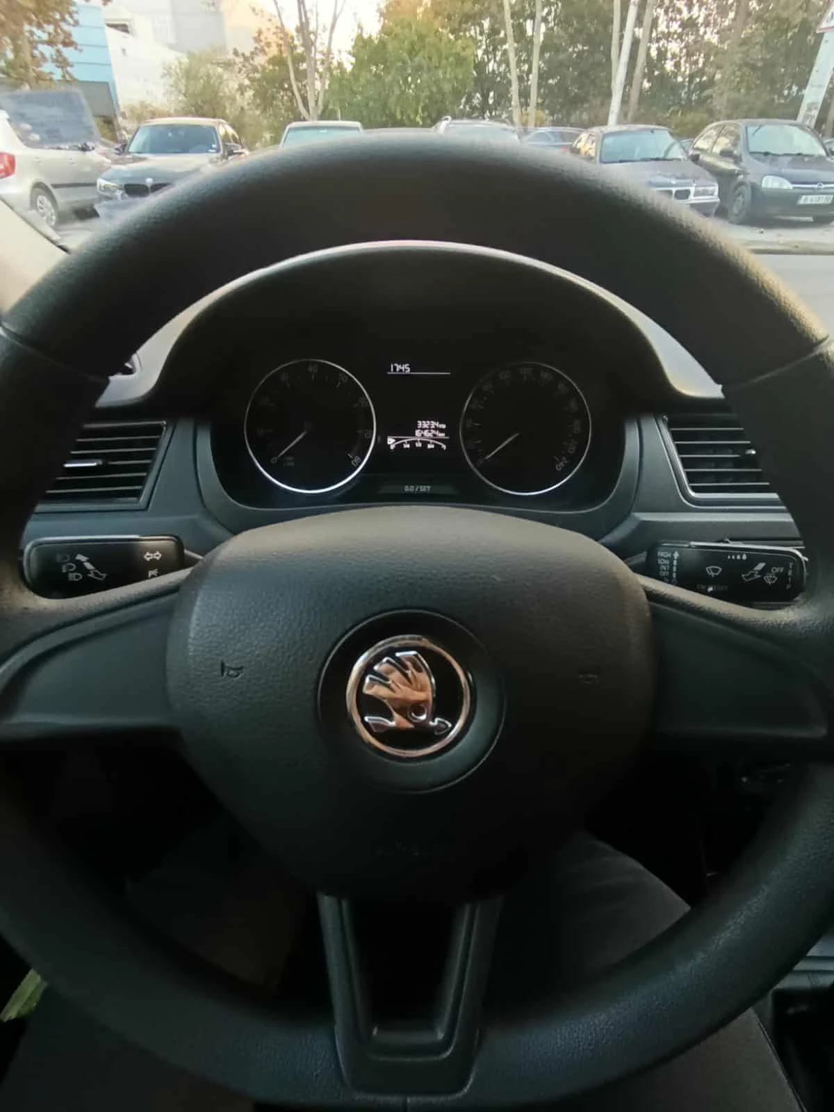 Skoda Rapid TSI 1.2 - изображение 8