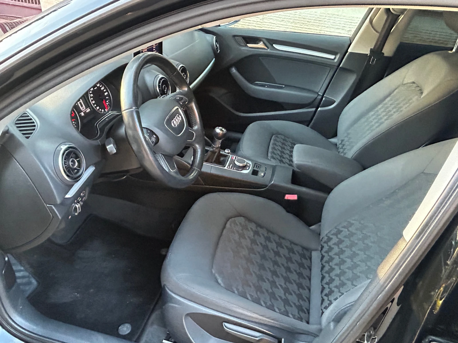 Audi A3 2, 0 150k - изображение 9