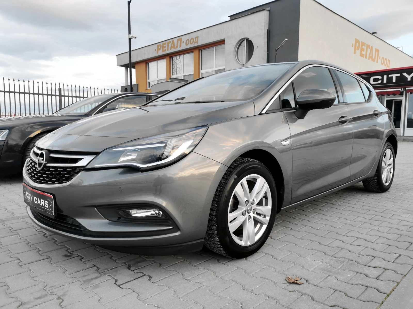 Opel Astra 1.6 CDTi - изображение 4