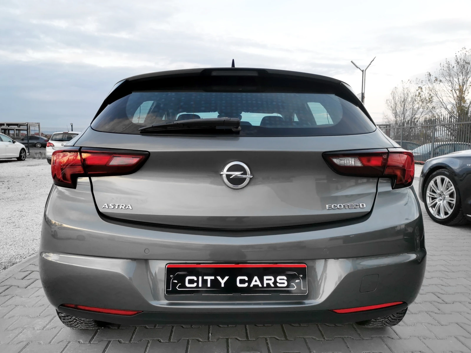 Opel Astra 1.6 CDTi - изображение 8