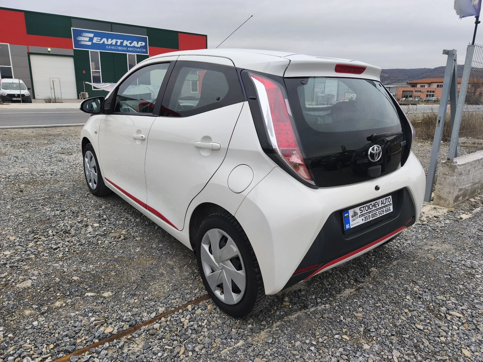Toyota Aygo 1.0benzin 69hp - изображение 6