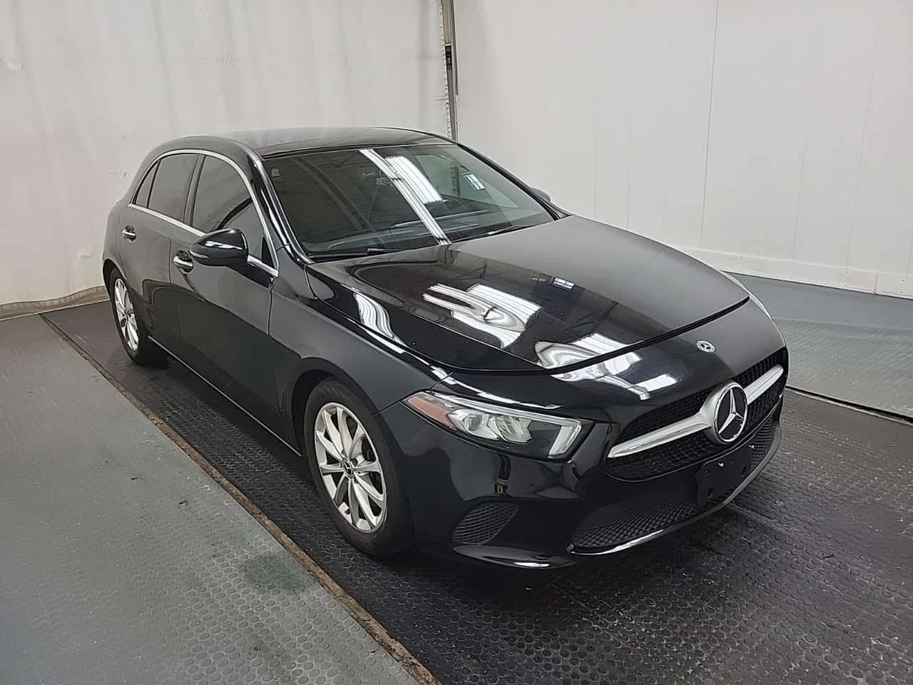 Mercedes-Benz A 250 CARFAX - изображение 2