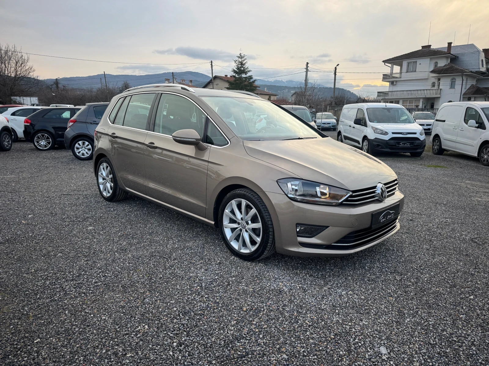 VW Sportsvan 1.4TSI DSG BLUEMOTION AUTOMATIC FULL EURO6, снимка 9 - Автомобили и джипове - 53829750