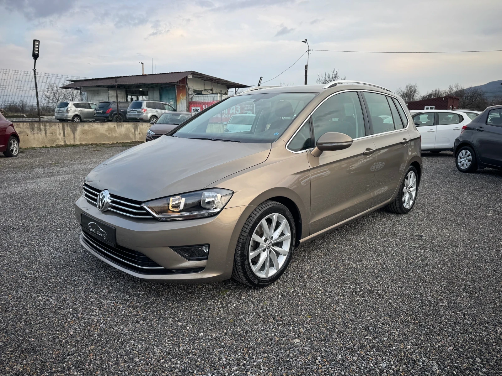 VW Sportsvan 1.4TSI DSG BLUEMOTION AUTOMATIC FULL EURO6, снимка 2 - Автомобили и джипове - 53829750
