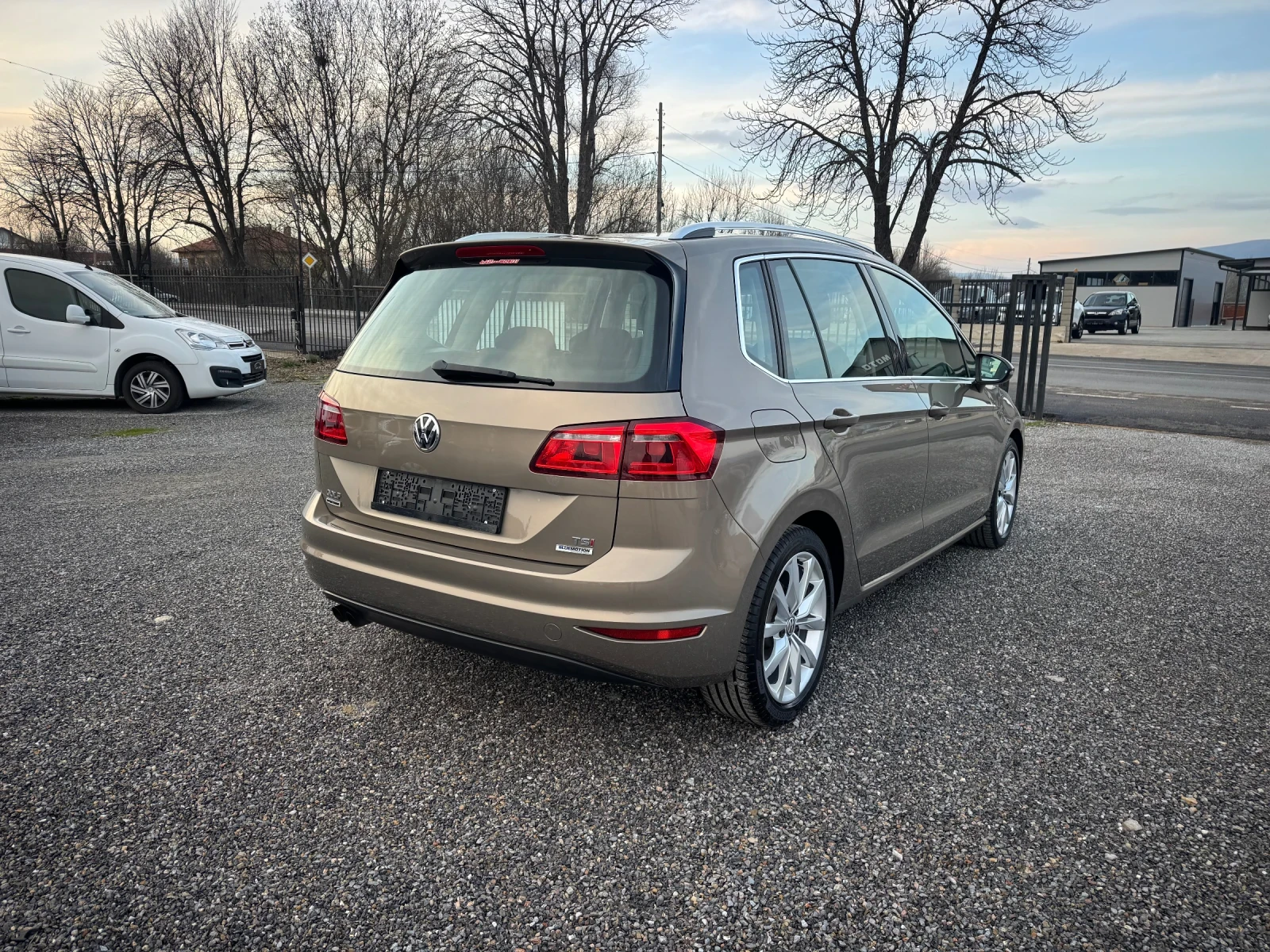 VW Sportsvan 1.4TSI DSG BLUEMOTION AUTOMATIC FULL EURO6, снимка 6 - Автомобили и джипове - 53829750