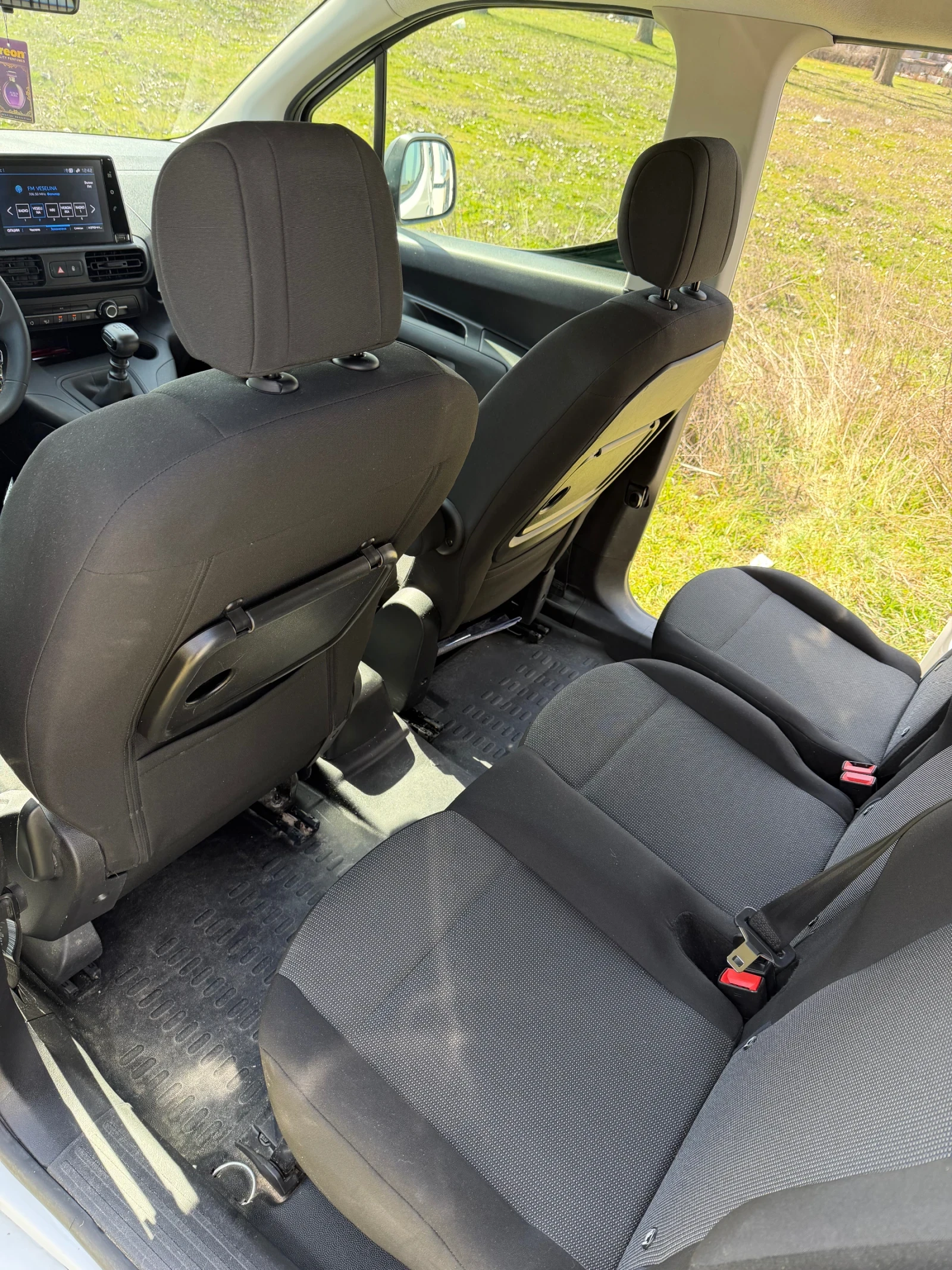 Peugeot Partner 1.5 BlueHDI, снимка 12 - Автомобили и джипове - 53836152