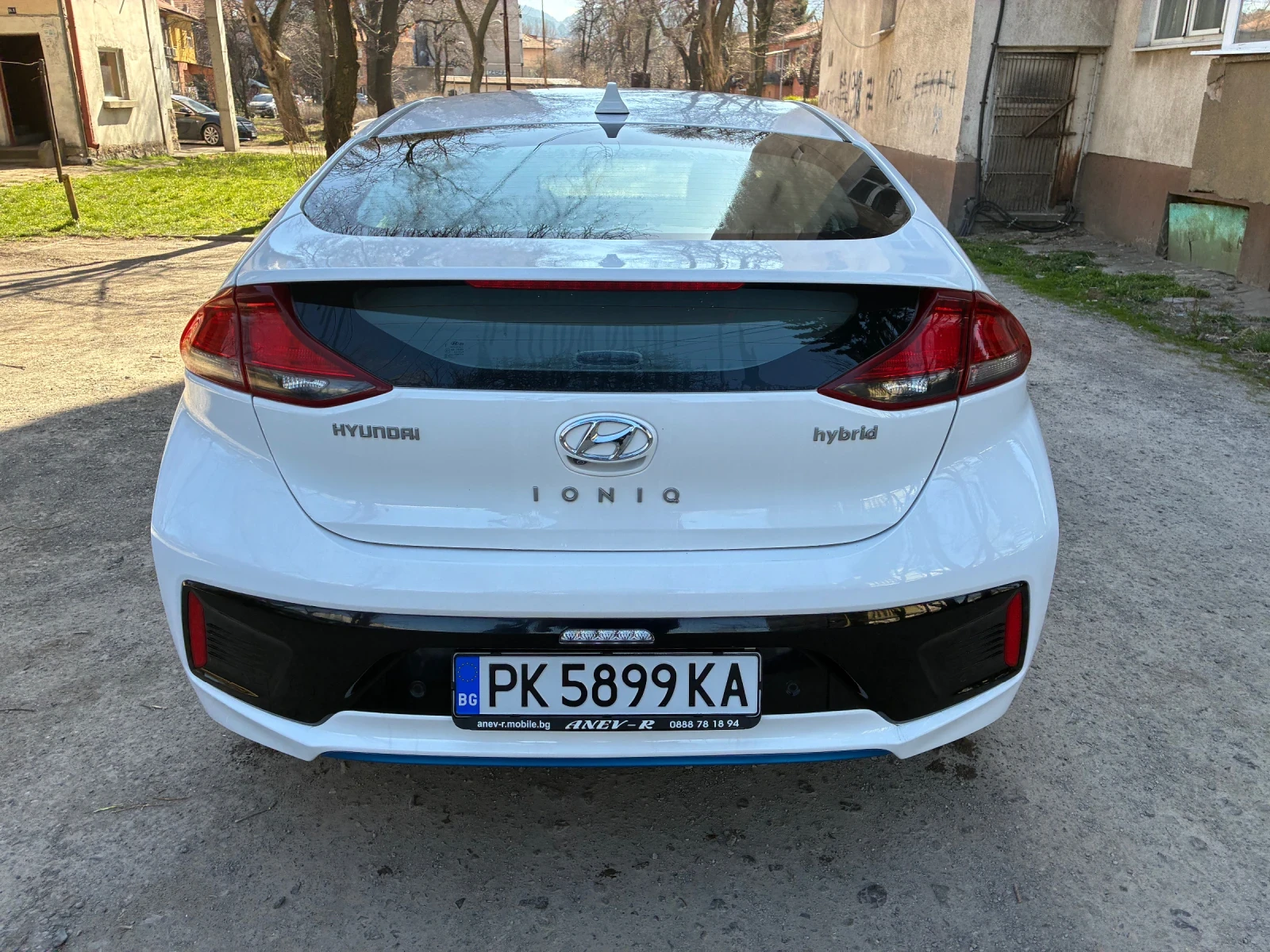 Hyundai Ioniq Hibrid, снимка 6 - Автомобили и джипове - 53880753