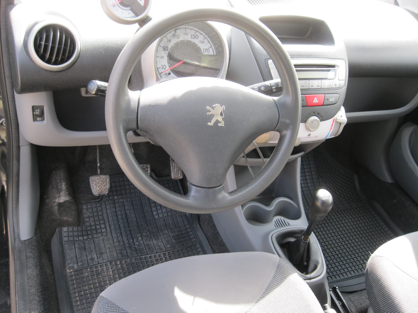 Peugeot 107, снимка 9 - Автомобили и джипове - 53894707