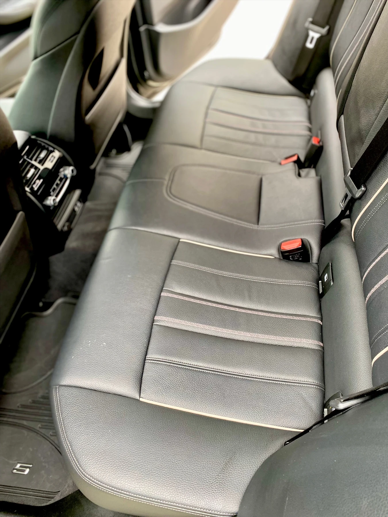 BMW 530 G31  Xdrive   Facelift   MildHybrid   Steptronic, снимка 13 - Автомобили и джипове - 53916025