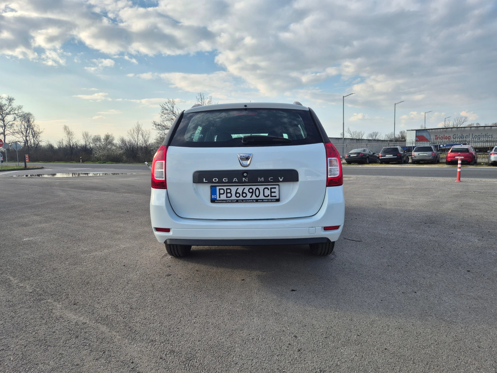Dacia Logan 1.5 DCI, снимка 4 - Автомобили и джипове - 53977061