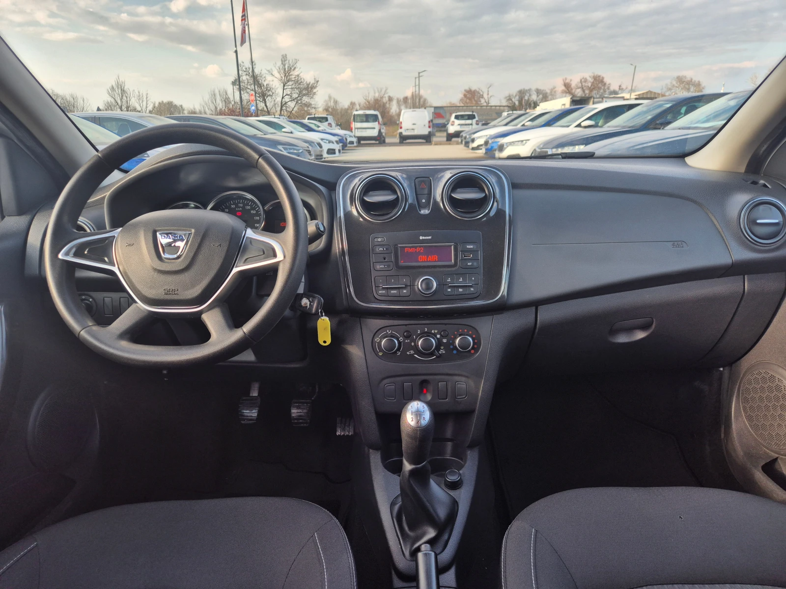 Dacia Logan 1.5 DCI, снимка 15 - Автомобили и джипове - 53977061