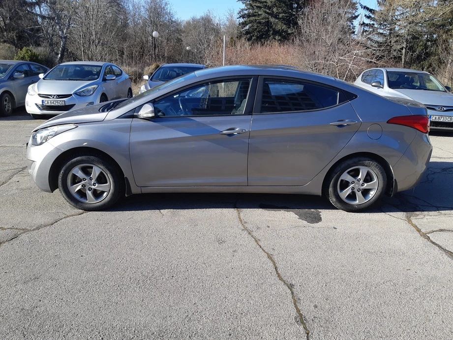Hyundai Elantra | Mobile.bg � ����������� 4