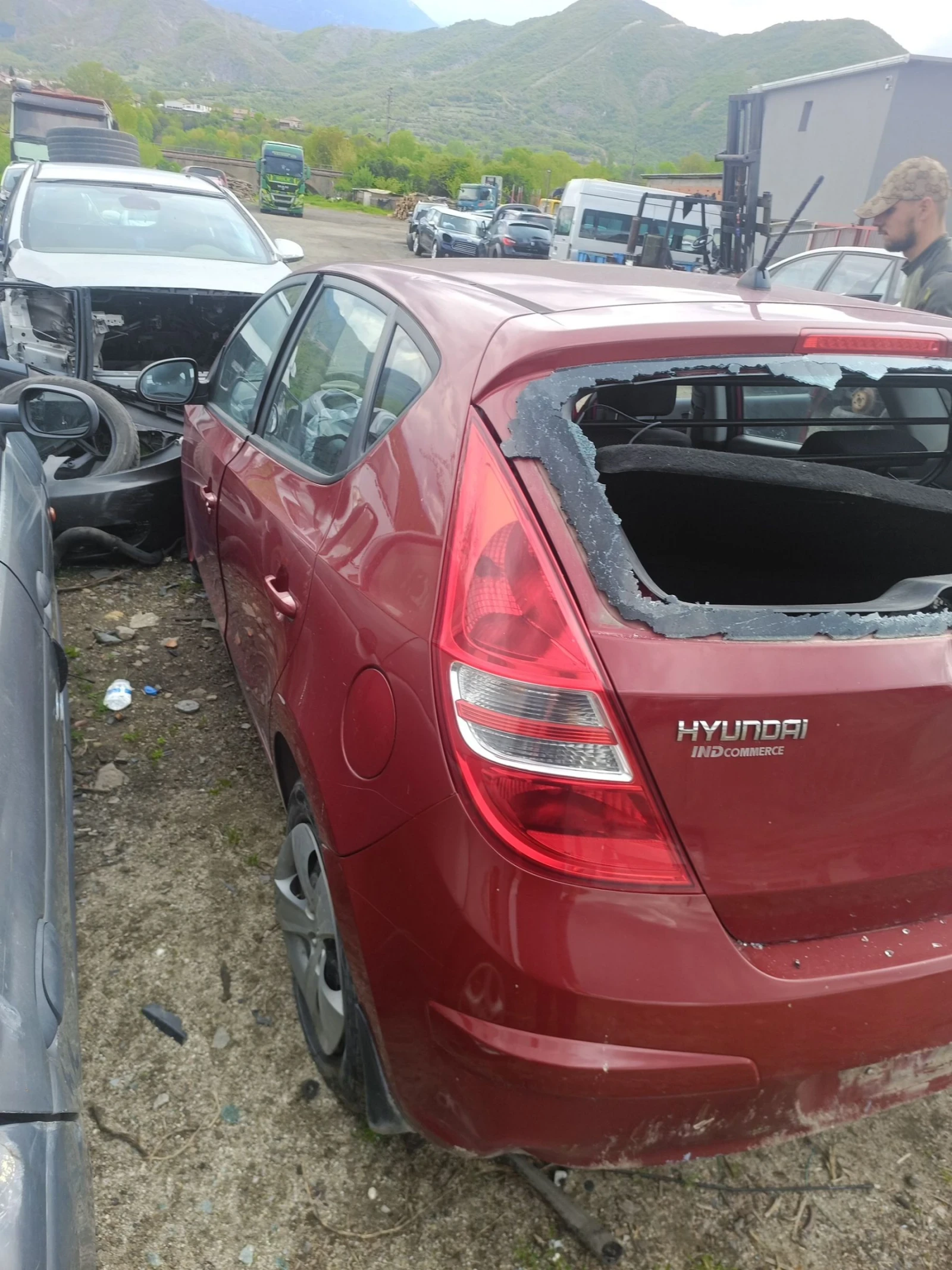 Hyundai I30 1.4, снимка 2 - Автомобили и джипове - 54282597
