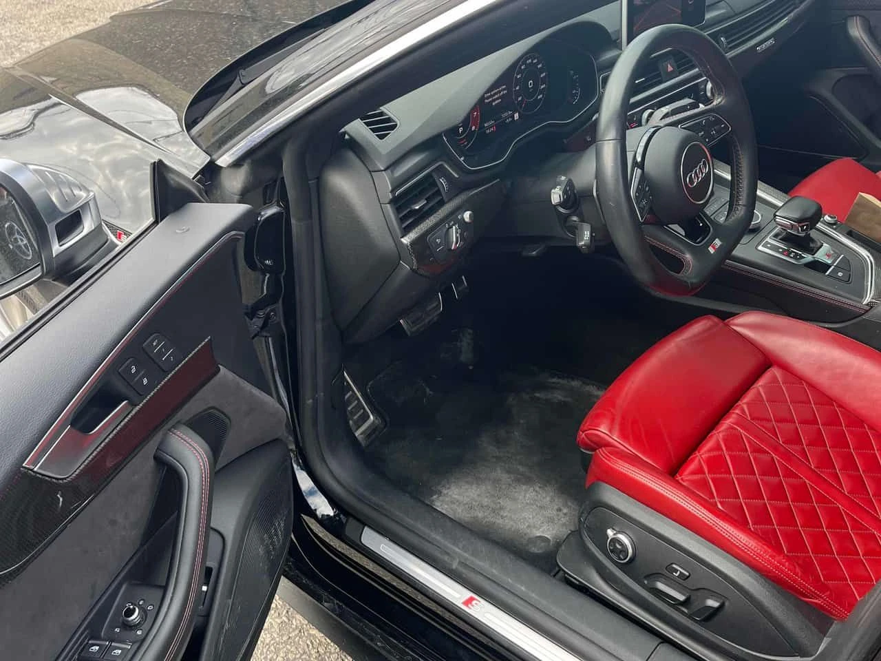 Audi S5 Technik/ПАНОРАМА/ДИСТРОНИК/360/ВТОРИ ГУМИ И ДЖАНТИ, снимка 11 - Автомобили и джипове - 54384562