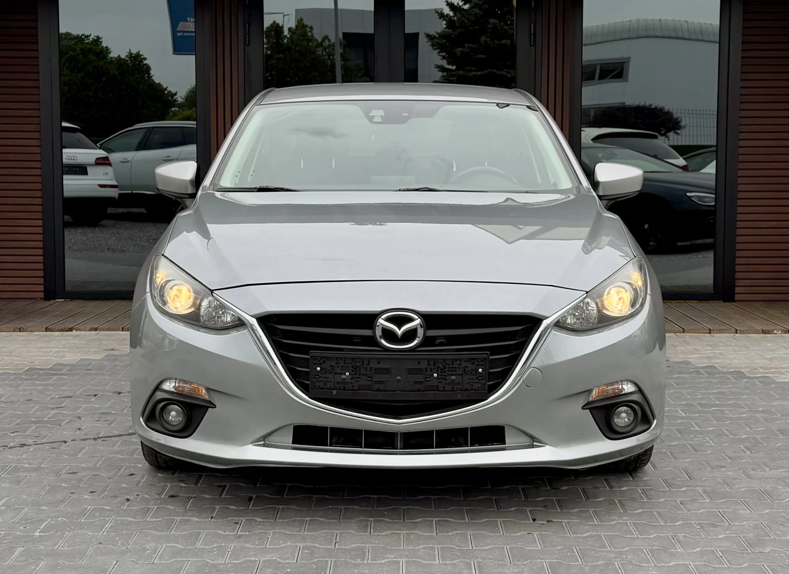 Mazda 3 2.0 SKYACTIV - G* Navi* �������* ������ | Mobile.bg � ����������� 2