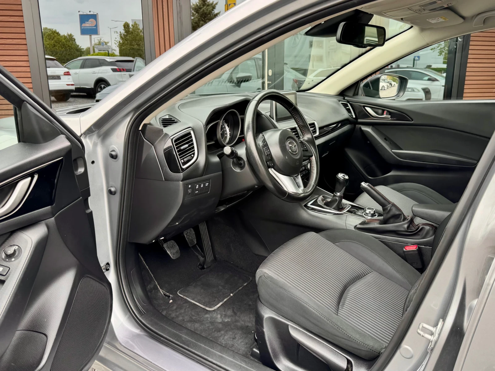 Mazda 3 2.0 SKYACTIV - G* Navi* �������* ������ | Mobile.bg � ����������� 8
