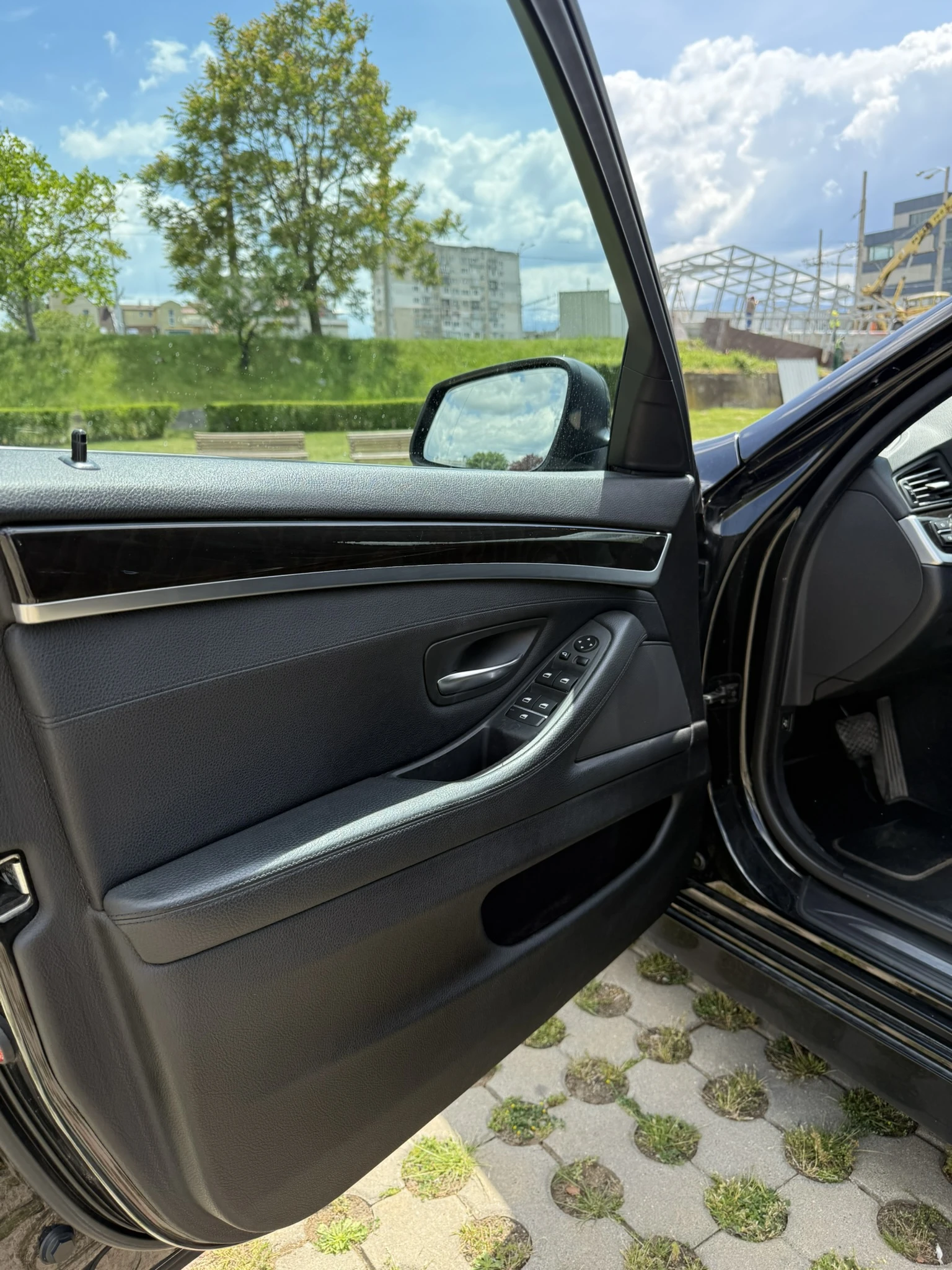 BMW 530 3.0D Touring, снимка 10 - Автомобили и джипове - 54641580
