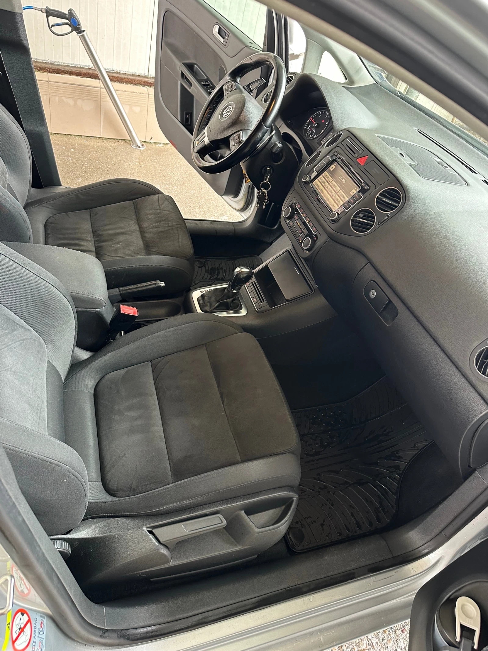 VW Golf Plus, снимка 10 - Автомобили и джипове - 54730303