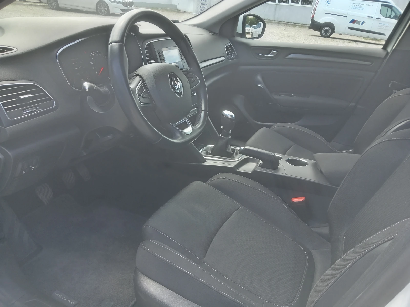 Renault Megane 1.33 Tce 140 42х.км., снимка 7 - Автомобили и джипове - 54792339