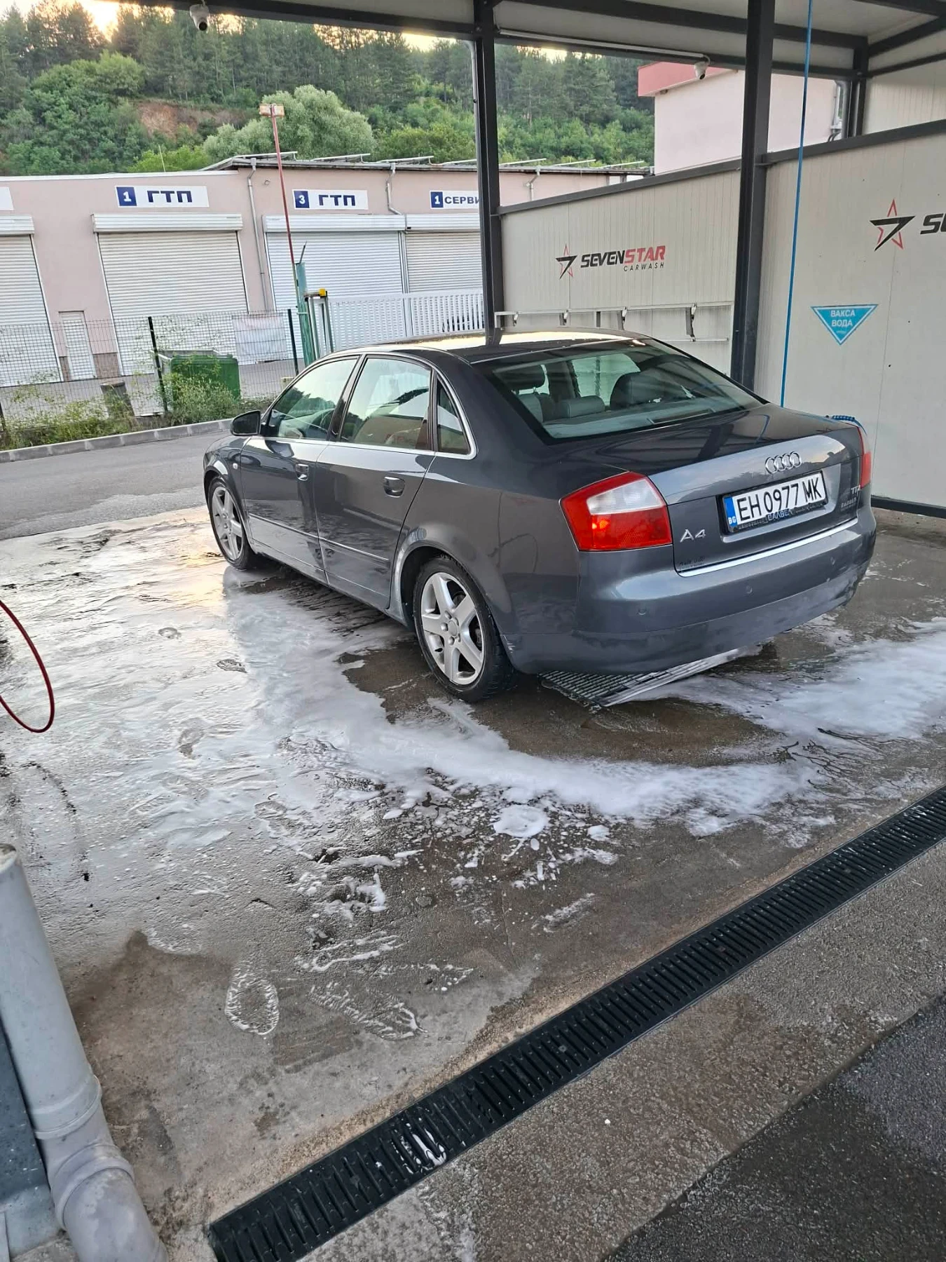 Audi A4 2.5tdi 163hp автоматик, снимка 2 - Автомобили и джипове - 55035825