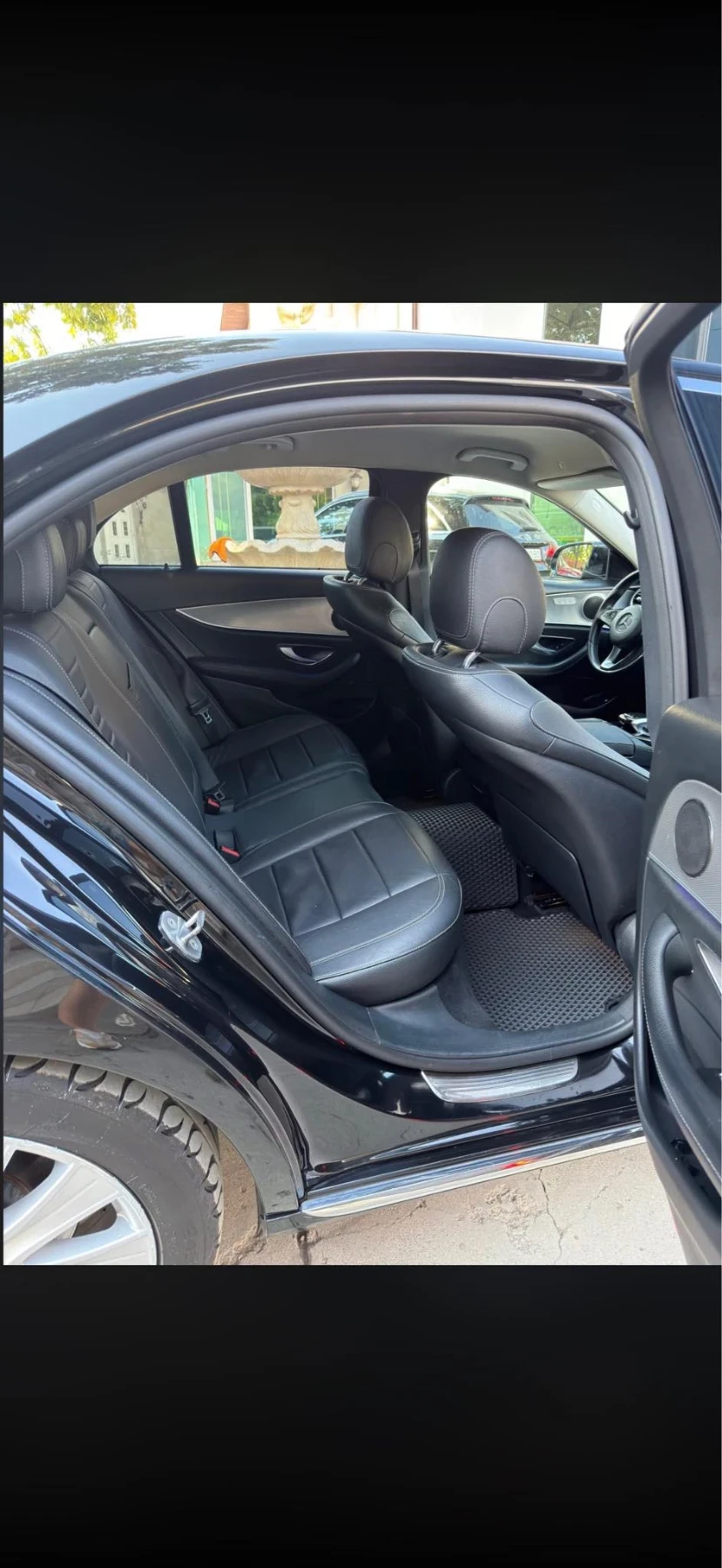Mercedes-Benz E 220, снимка 8 - Автомобили и джипове - 55077676