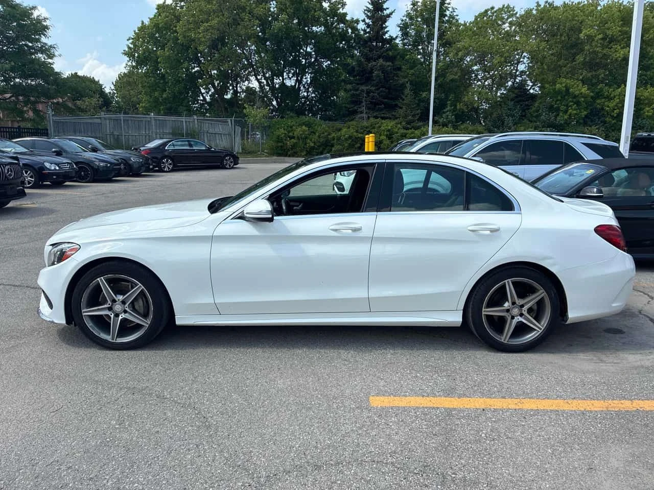 Mercedes-Benz C 300 * CARFAX * ЦЕНА ДО БГ, снимка 3 - Автомобили и джипове - 55162634