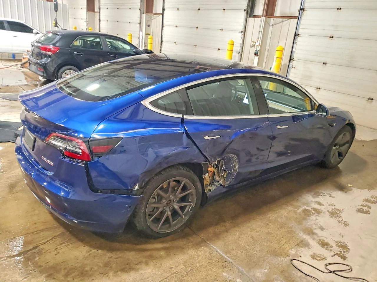 Tesla Model 3, снимка 3 - Автомобили и джипове - 55272185