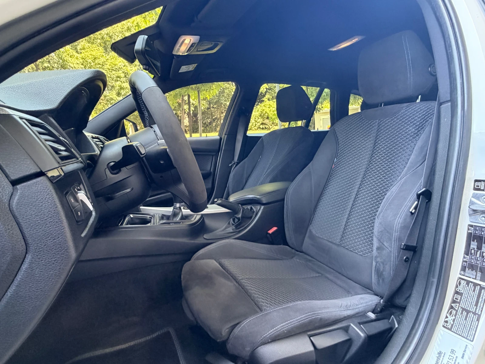 BMW 318 d / M-OPTIC, снимка 10 - Автомобили и джипове - 55311430