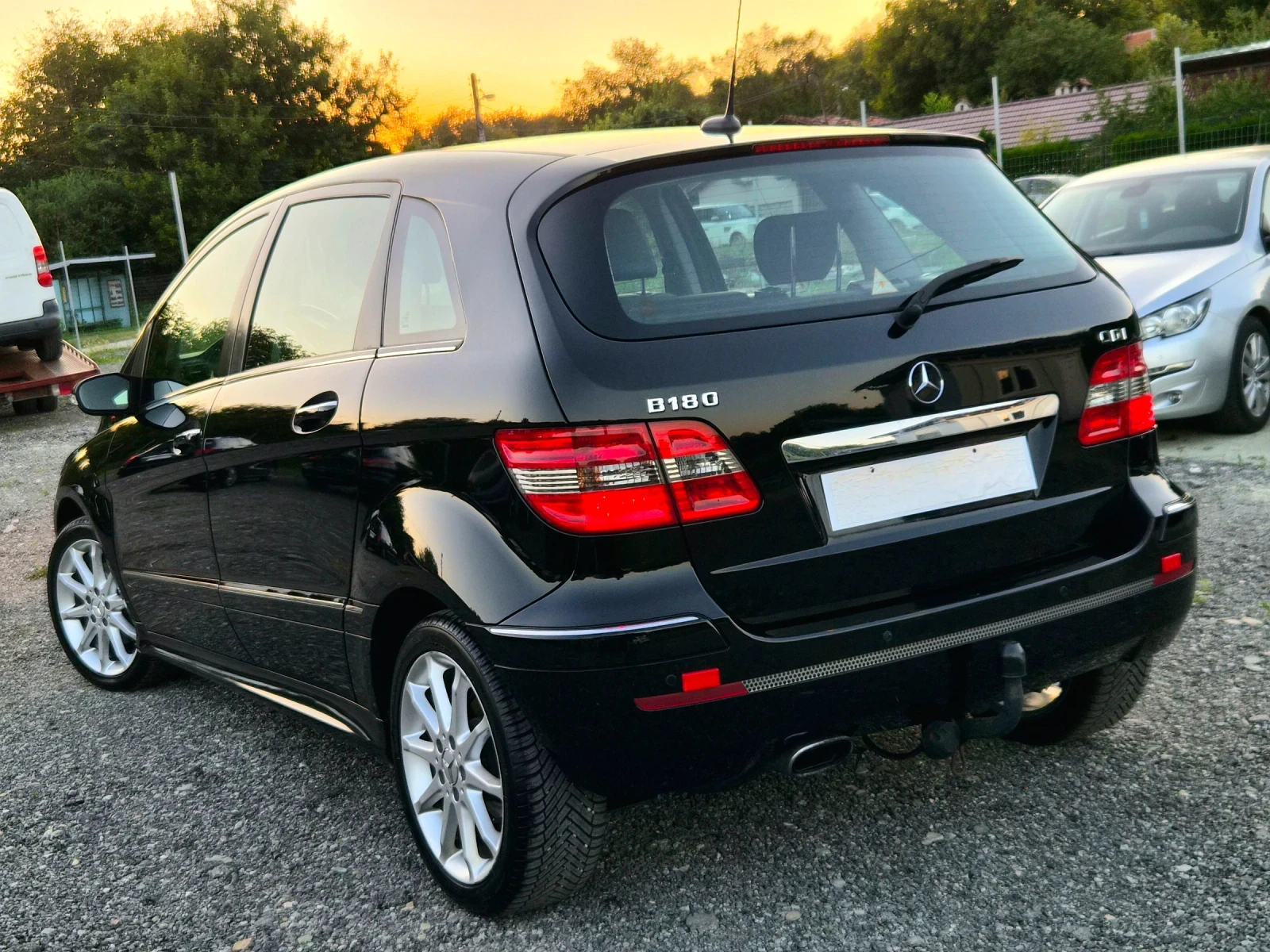 Mercedes-Benz B 180 2.0CDI, 109k.УНИКАТ, снимка 5 - Автомобили и джипове - 55451264