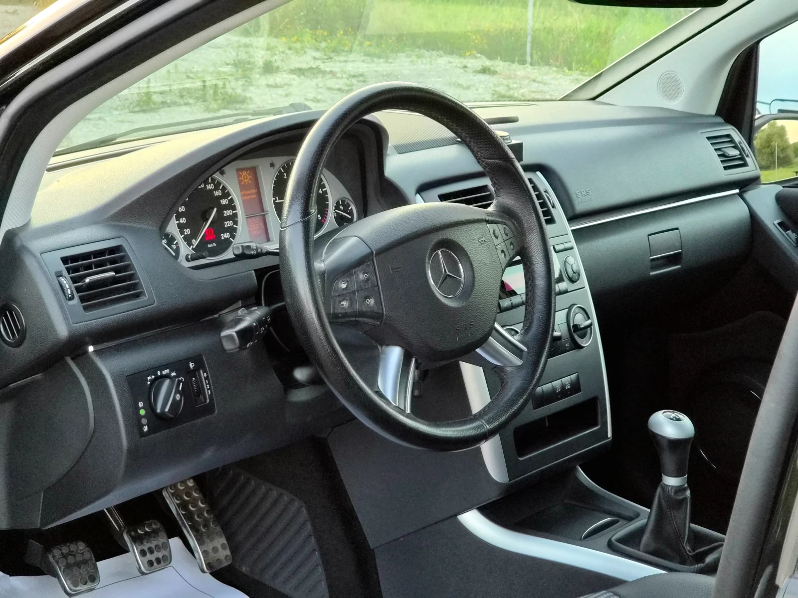 Mercedes-Benz B 180 2.0CDI, 109k.УНИКАТ, снимка 8 - Автомобили и джипове - 55451264