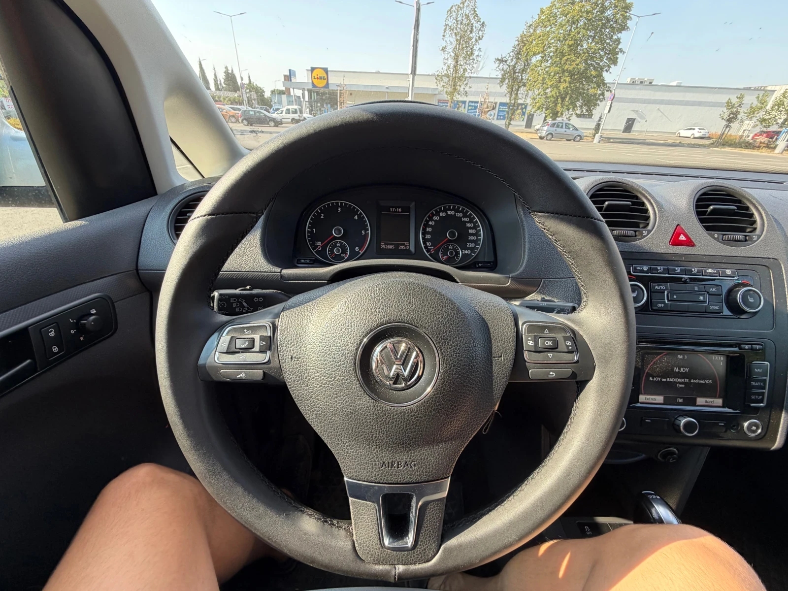 VW Caddy 2.0 TDI DSG 4 MOTION | Mobile.bg � ����������� 10