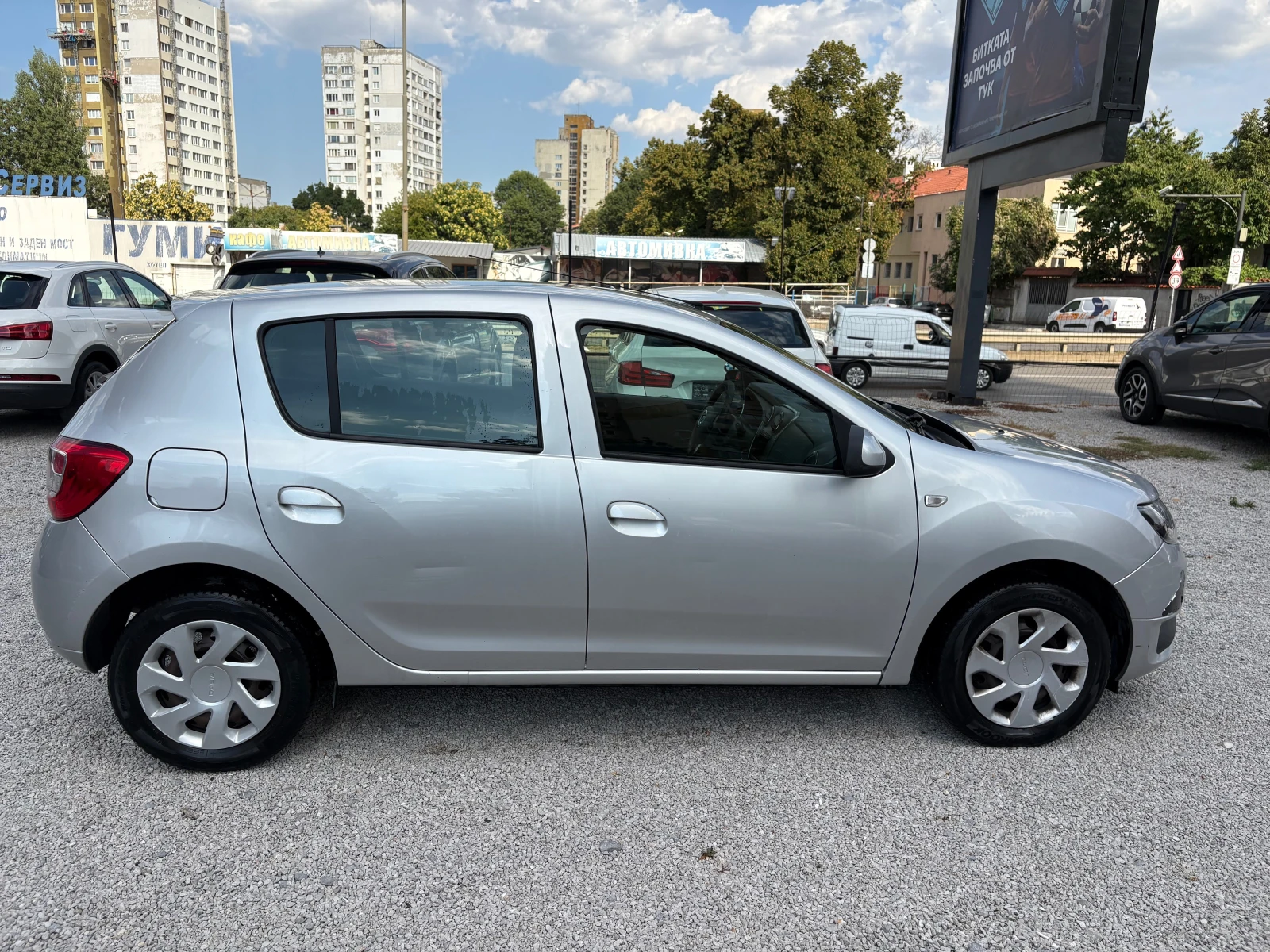 Dacia Sandero 1.2i ����� ��������� | Mobile.bg � ����������� 4