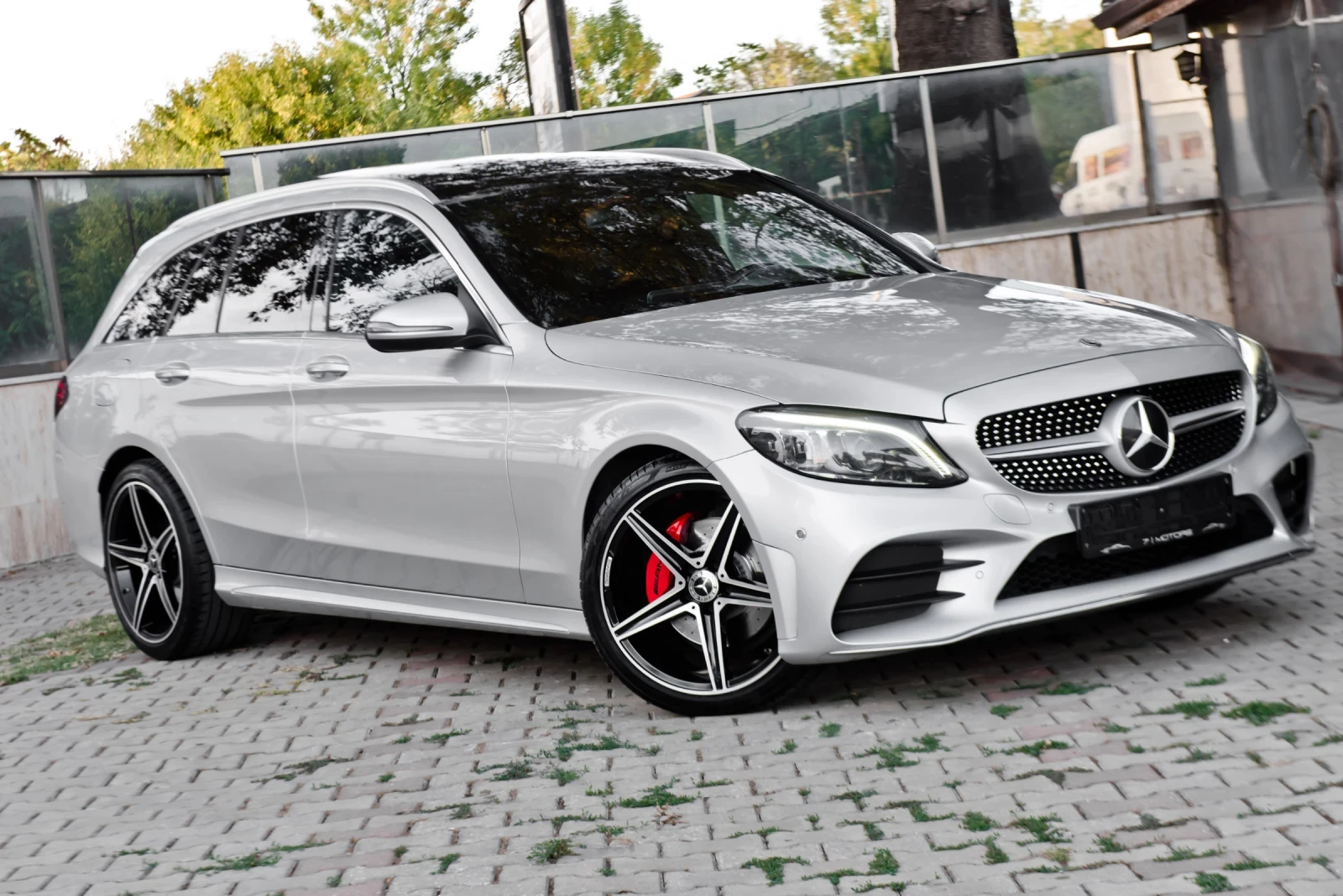 Mercedes-Benz C 180 9G/AMG/PANO/19