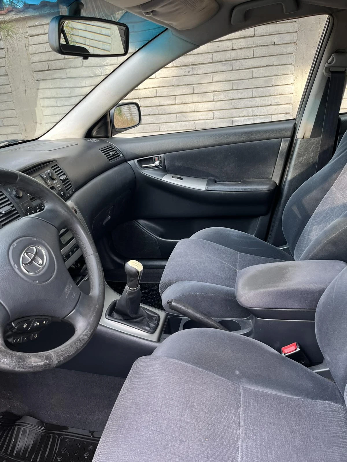 Toyota Corolla VVT-i, снимка 9 - Автомобили и джипове - 56294861