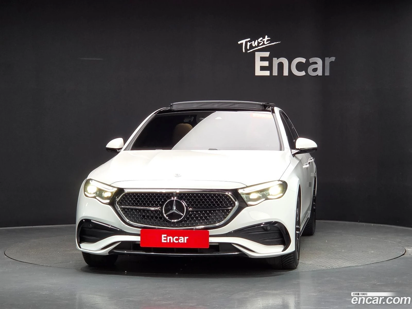 Mercedes-Benz E 300 E300 4MATIC AMG Line* КРАЙНА ЦЕНА ДО BG