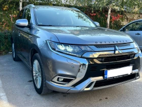 Mitsubishi Outlander Mitsubishi Outlander 2.4 Plug-in Hybrid 4WD (224кс, снимка 1