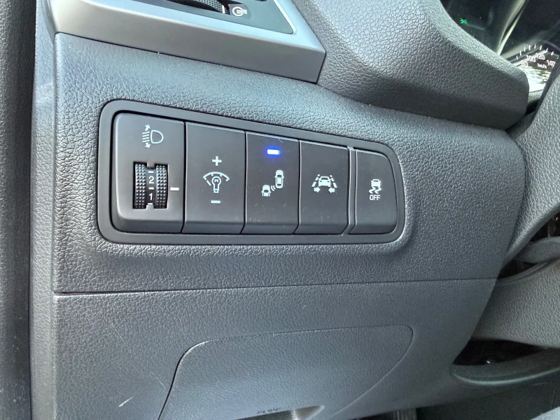 Hyundai Tucson Регистриран/Обслужен/Автоматик, снимка 11 - Автомобили и джипове - 52394486