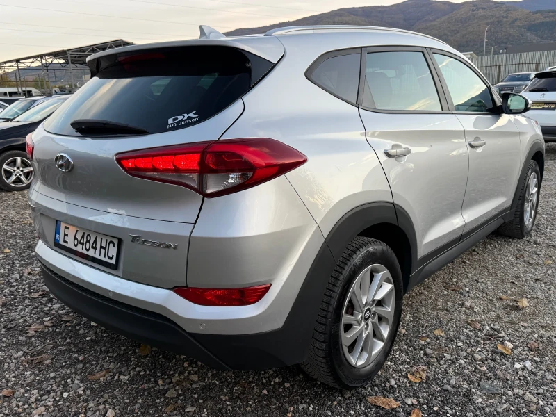 Hyundai Tucson Регистриран/Обслужен/Автоматик, снимка 5 - Автомобили и джипове - 52394486