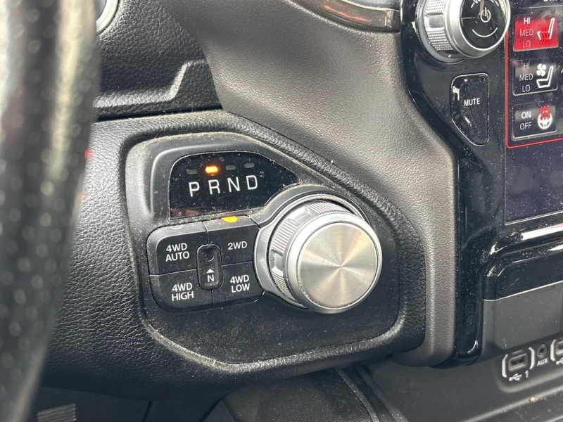 Dodge RAM 1500 * 2020* 5.7 Sport* NAVI* Кожа* CARFAX, снимка 10 - Автомобили и джипове - 52573894