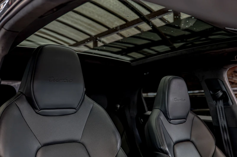 Porsche Cayenne Coupe/Turbo/PCCB/PDLS+ /HuD/Sport Chrono/ - 159900 лв. - 62138941 | Car24.bg